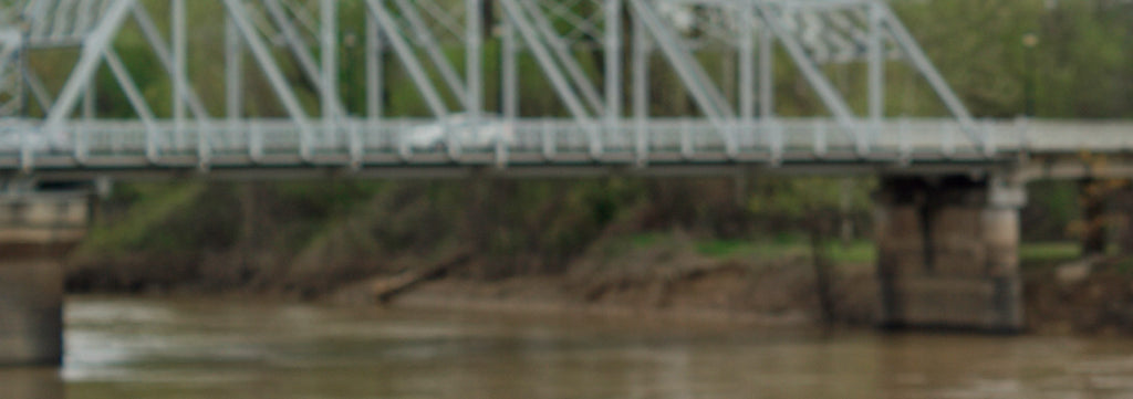 image of bridge on the Yazoo River in Greenwood, Mississippi