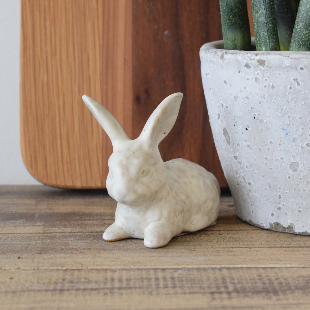 White Speckled Bunny Ears Up - TheMississippiGiftCompany.com