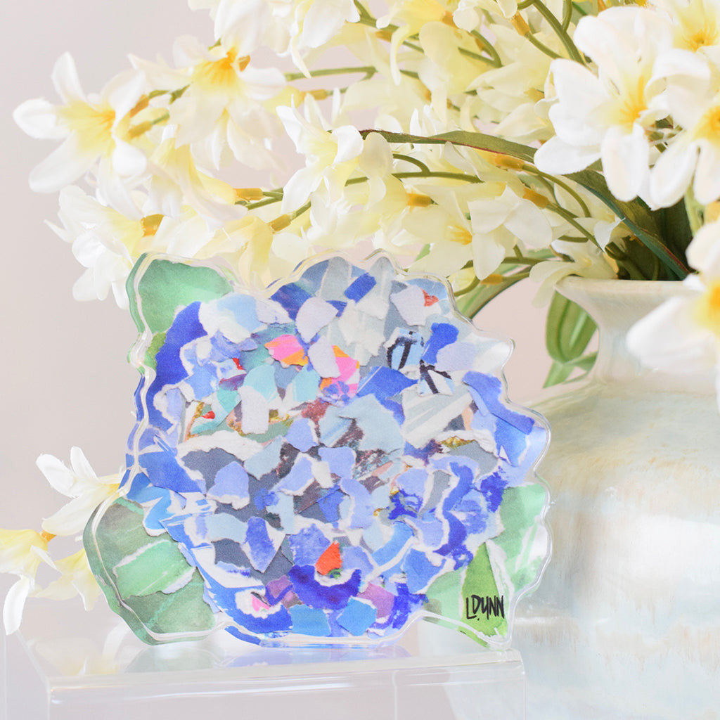 Full Bloom Hydrangea Acrylic - TheMississippiGiftCompany.com