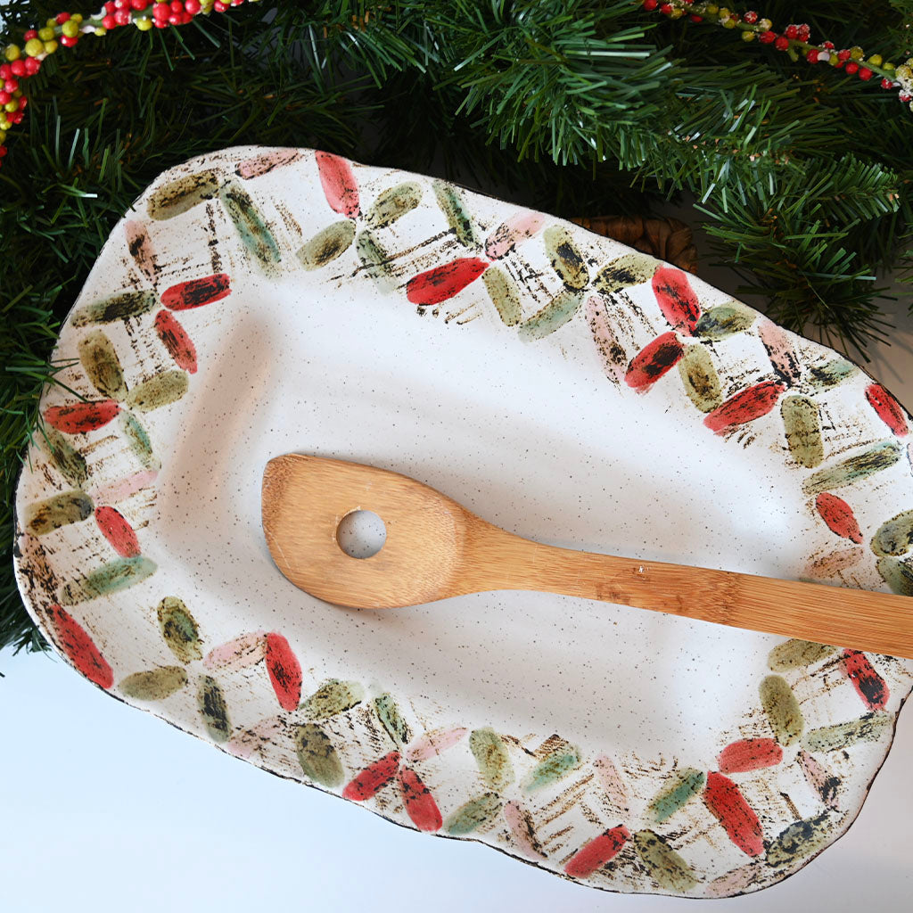 Criss Cross Christmas Dish - TheMississippiGiftCompany.com