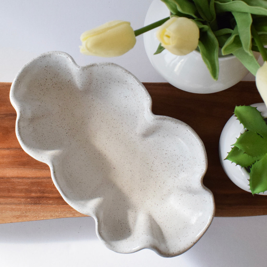 Flutter Dish Simply White - TheMississippiGiftCompany.com