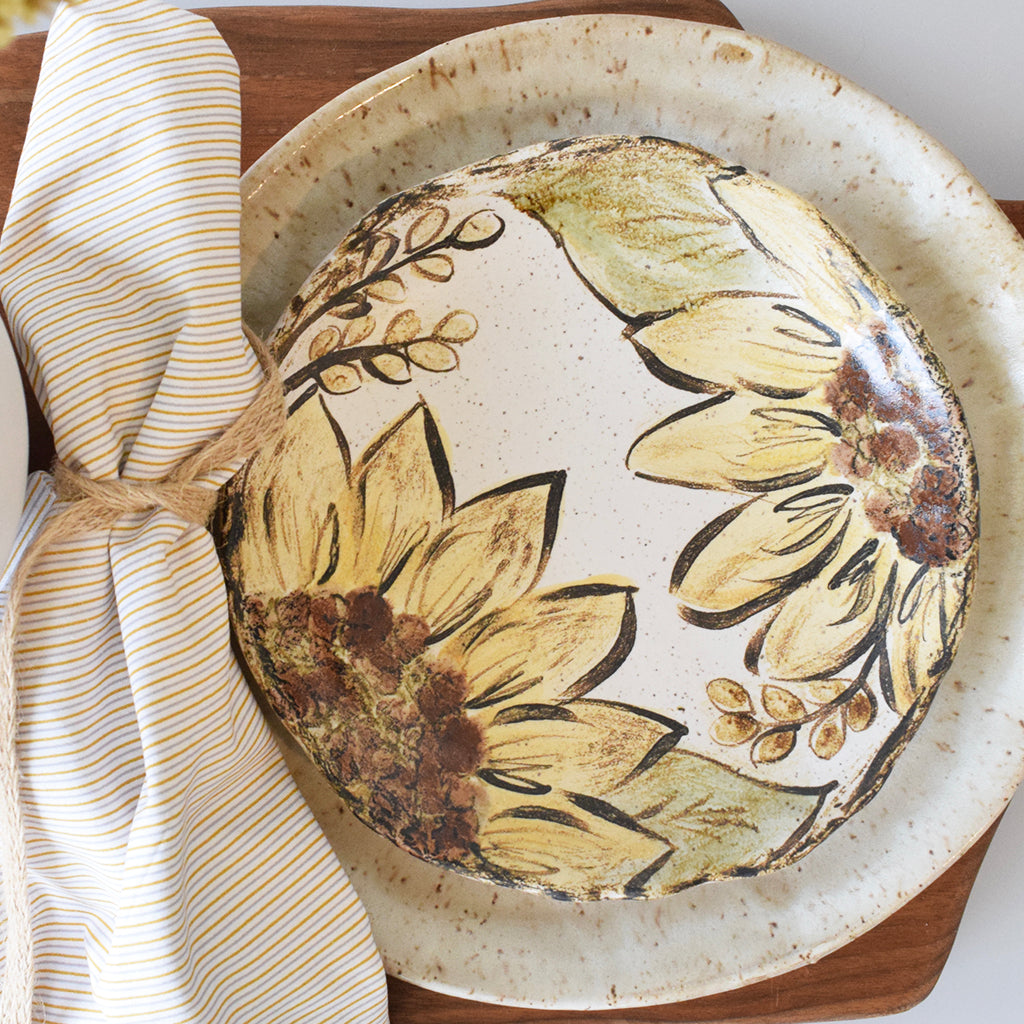 Sunflower Plate - TheMississippiGiftCompany.com