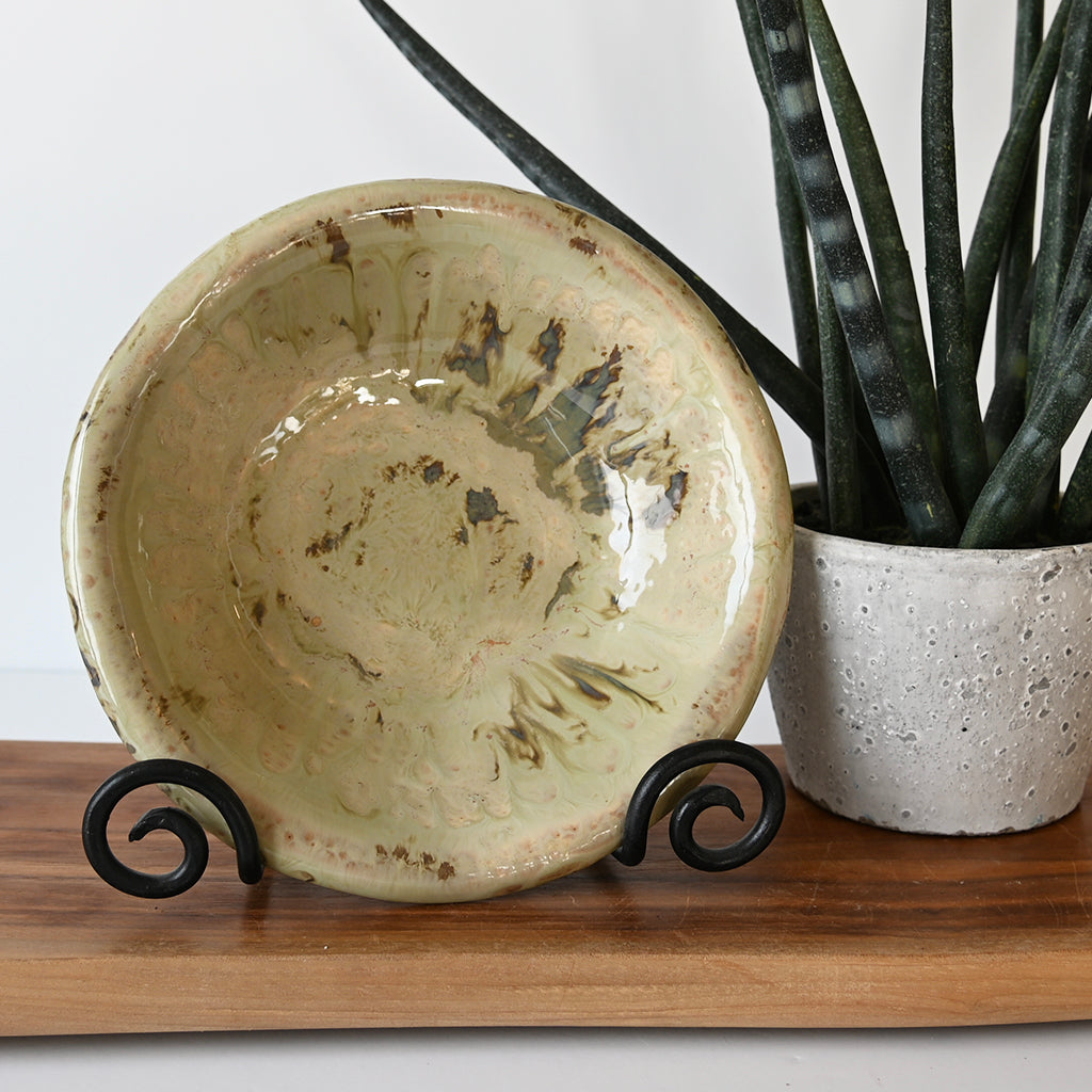 Good Earth Pottery Gumbo Bowl Celery