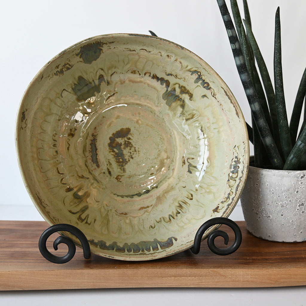 Good Earth Pottery Large Round Serving Bowl Celery