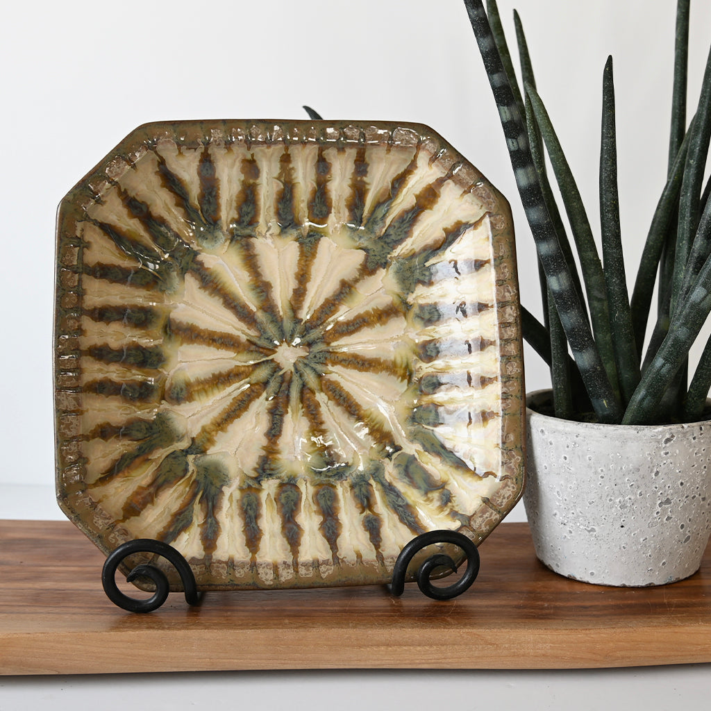 Good Earth Pottery Medium Octagonal Bowl Sparrow