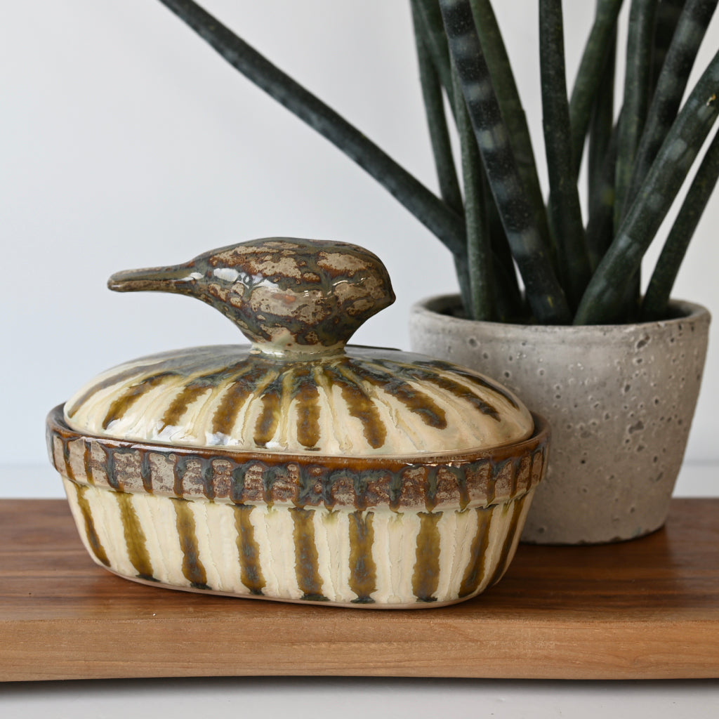 Good Earth Pottery Small Casserole Sparrow