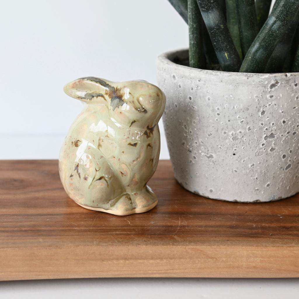Good Earth Pottery Standing Bunny Celery