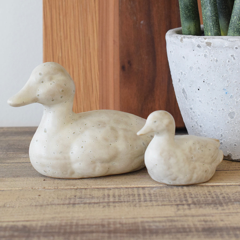 White Speckled Round Duck - TheMississippiGiftCompany.com