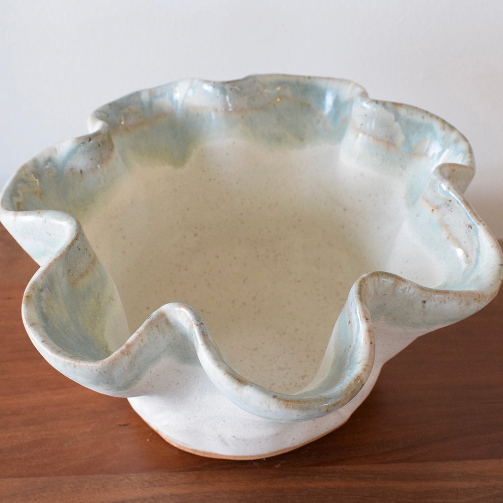 Round Fluted Bowl-Hydrangea - TheMississippiGiftCompany.com