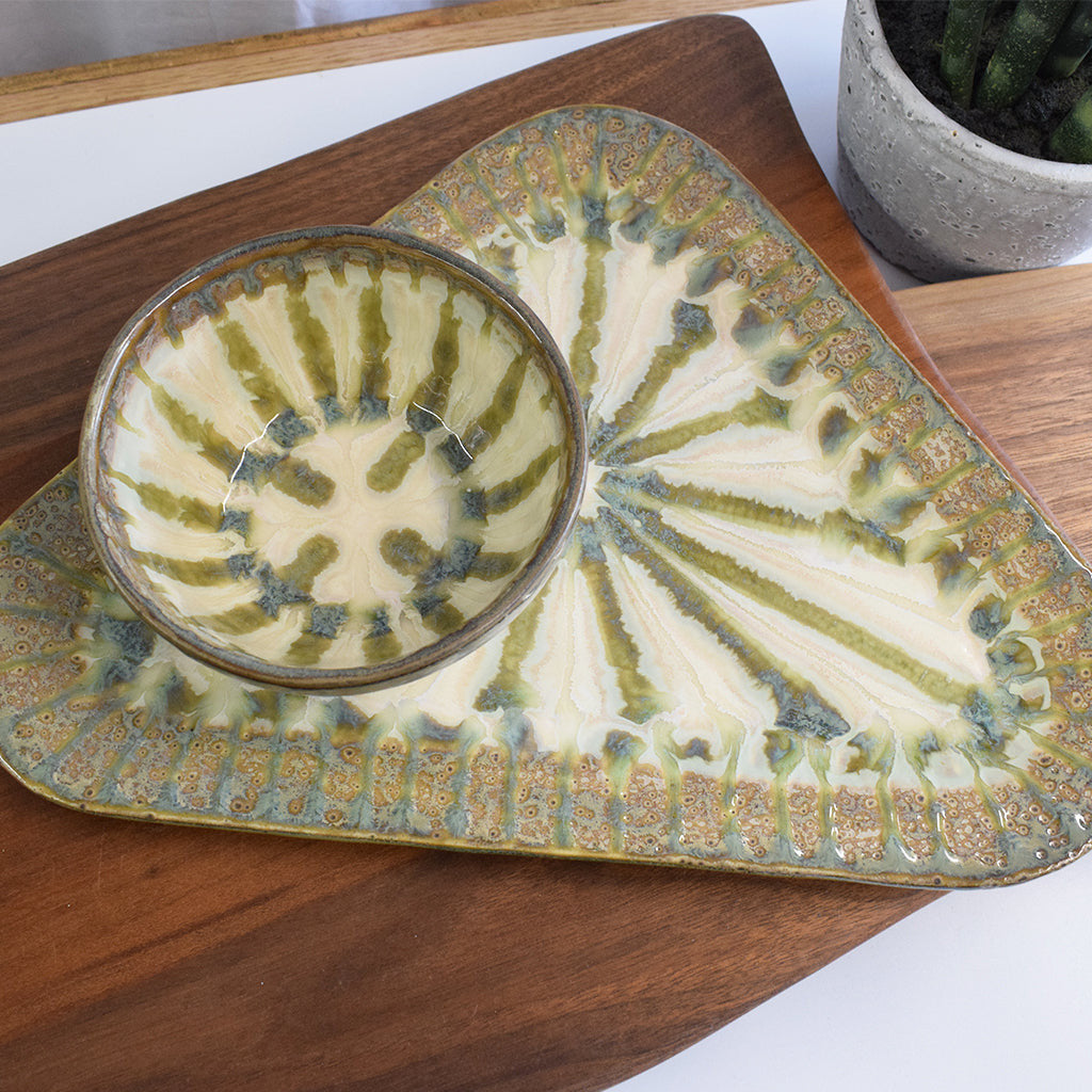 Sparrow Large Triangle Plate - TheMississippiGiftCompany.com