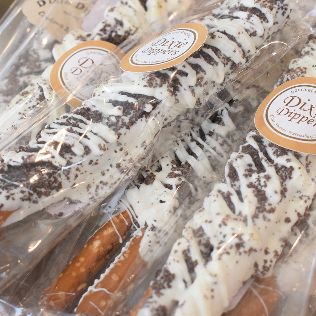 Dixie Dippers: Chocolate Dipped Pretzel- Cookies and Cream - TheMississippiGiftCompany.com