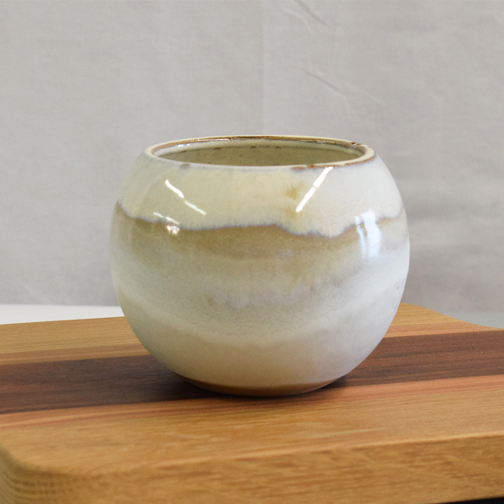Globe Vase Dogwood - TheMississippiGiftCompany.com
